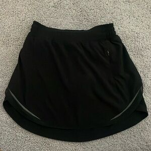 Lululemon Hotty Hot HR skirt size 4 black